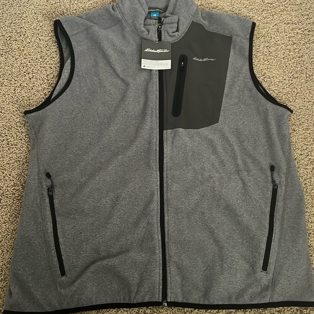 NWT Eddie Bauer Mr cloud layer vest men’s grey vest size XL